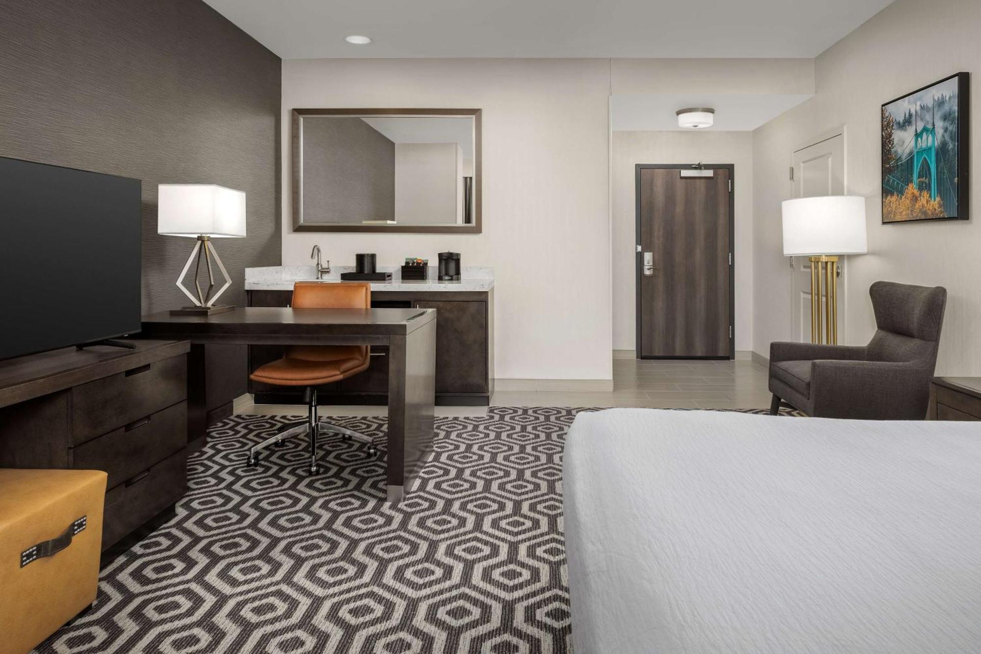Embassy Portland/hillsboro Hotel