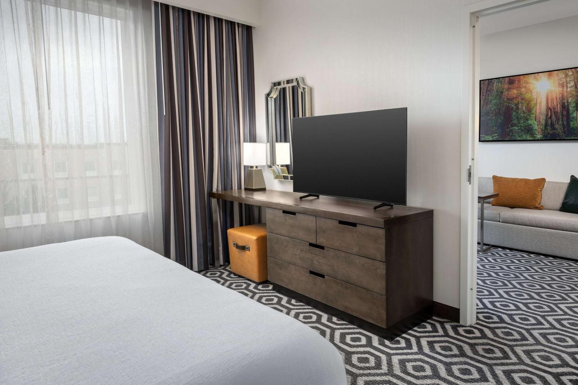 Embassy Portland/hillsboro 4*